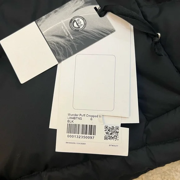 NWT Lululemon Black Wunder Puff Cropped Vest - Picture 4 of 6